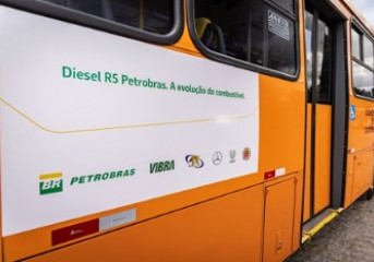 Linhas de ônibus de Curitiba já circulam com diesel com conteúdo renovável