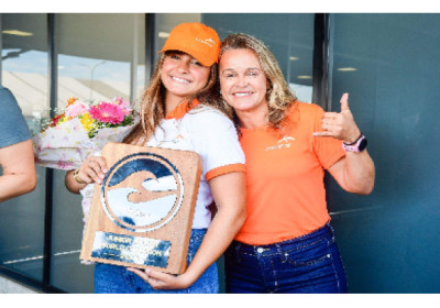 ArcelorMittal renova patrocínio das bodyboarders Neymara Carvalho e Luna Hardman, que iniciam participação no Mundial