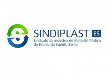 Sindiplast-ES premia empresários do setor por projetos inovadores