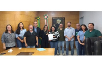 Samarco apoia projetos de promoção ao turismo em comunidade de Anchieta (ES)