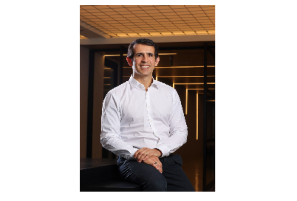 CEO da Gerdau é líder mais admirado da indústria do aço no Brasil