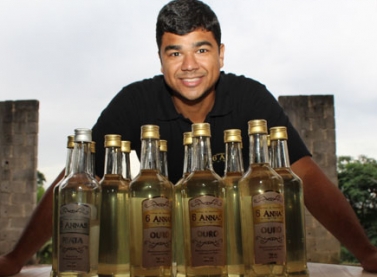 Com apoio do Bandes, produtor de cachaça artesanal se moderniza para ganhar o mercado