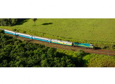 Passageiras ganham Dia de Beleza no trem da Vitória a Minas