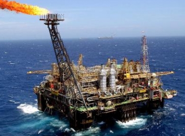 Produção de petróleo no Brasil alcança recorde histórico anual