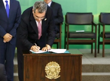 Samarco, Vale e BHP Billiton assinam acordo com a União e governos de Minas Gerais e do Espírito Santo