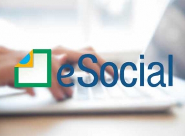 Informe Estratégico: eSocial passa a substituir Livro de Registro de Empregados