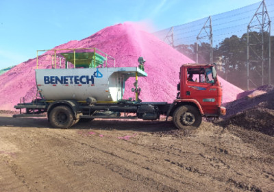 Greencarpet na cor rosa para conscientizar sobre câncer de mama