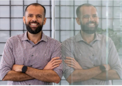 Gerdau se une ao Instituto Caldeira para oferecer capacitação em tecnologia e dados a 18 mil jovens