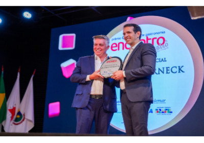 Gustavo Werneck, CEO da Gerdau, recebe homenagem por apoio à gastronomia mineira