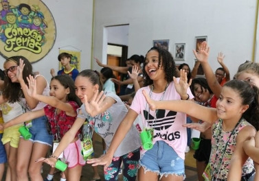 Fundação Renova: Conexão Férias levou cultura e diversão para Mariana nas férias de janeiro