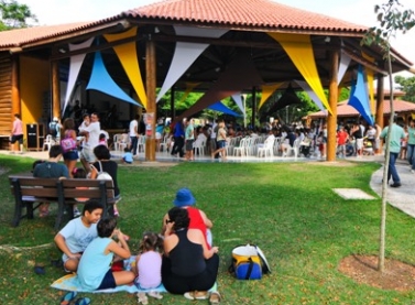 Carnaval toma conta do Parque Botânico Vale