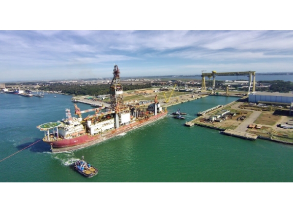 Estaleiro Rio Grande vai gerar 700 empregos com reparo de navio de perfuração