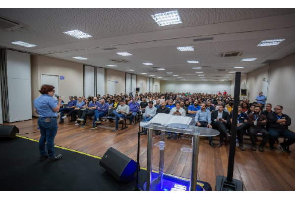 Samarco prepara força de trabalho local com cursos técnicos e profissionalizantes