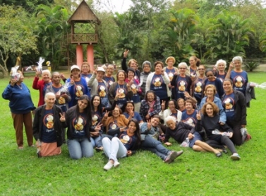 Idosas de projeto social de Cariacica visitam Projeto Tamar, em Vitória