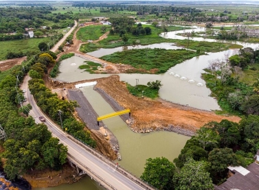 Ensecadeira do Rio Pequeno recebe manutenção