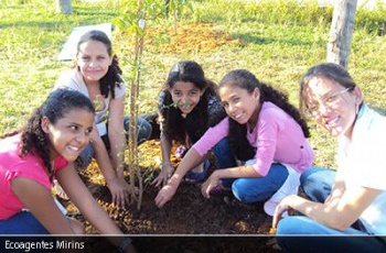 Fibria forma educadores ambientais em Aracruz