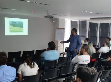 Fundação Renova: Técnicos são capacitados para atuarem em projetos de restauração florestal no ES