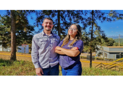 Usiminas prorroga inscrições para programas de Estágio e Aprendiz