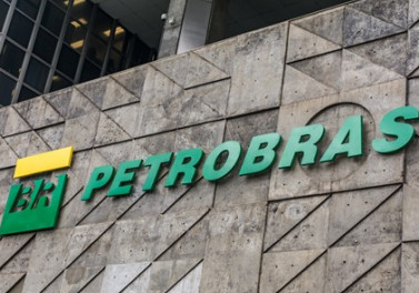 Esforços da Petrobras para oferta de combustíveis quadruplicam geração de energia termelétrica