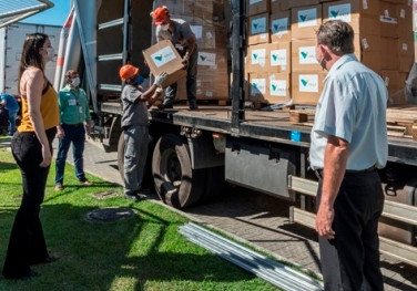 Kits de teste rápido e mais equipamentos de proteção chegam aos hospitais do Espírito Santo