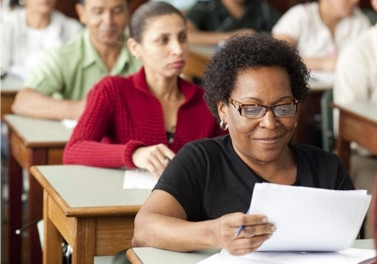 Cursos técnicos ofertados para a Educação de Jovens e Adultos (EJA)