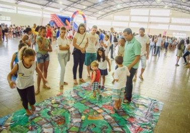 Caravana da Alegria promove atividades de lazer durante festividades de aniversário de Fundão