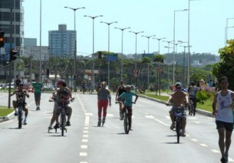 Domingo de Bike: Vale e Jovem Pan incentivam lazer na Praia de Camburi