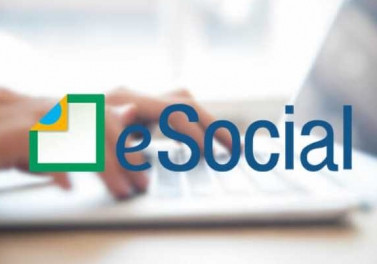 Informe Estratégico: eSocial passa a substituir Livro de Registro de Empregados