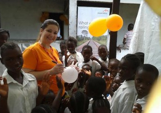 Programa Férias Solidárias desembarca na Libéria com representante capixaba